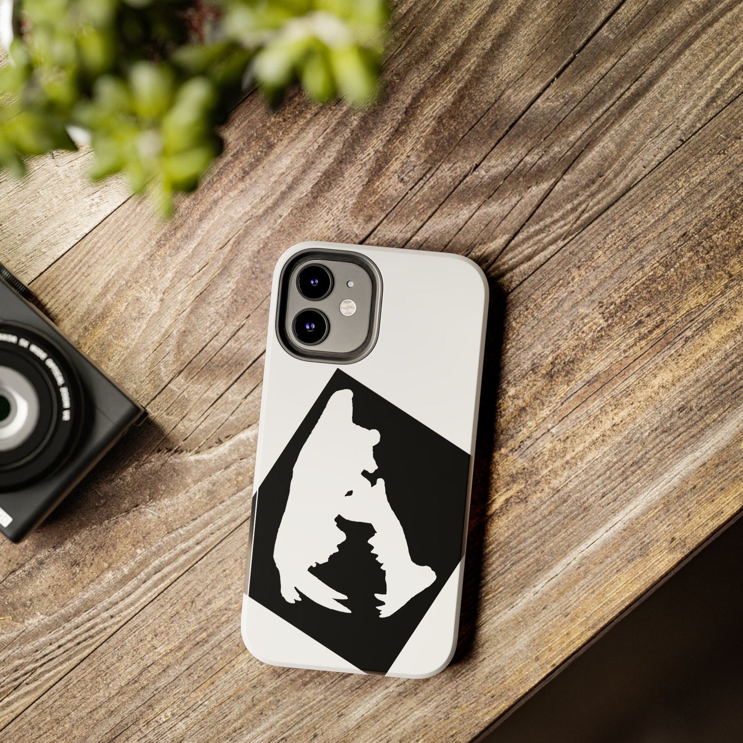 Black & White Saber Cat iPhone 12 Tough Phone Case