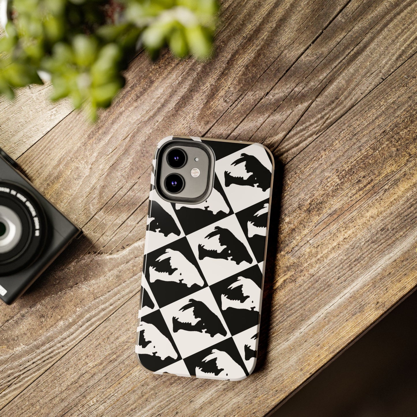 Black & White Pattern Saber Cat iPhone 12 Tough Phone Case