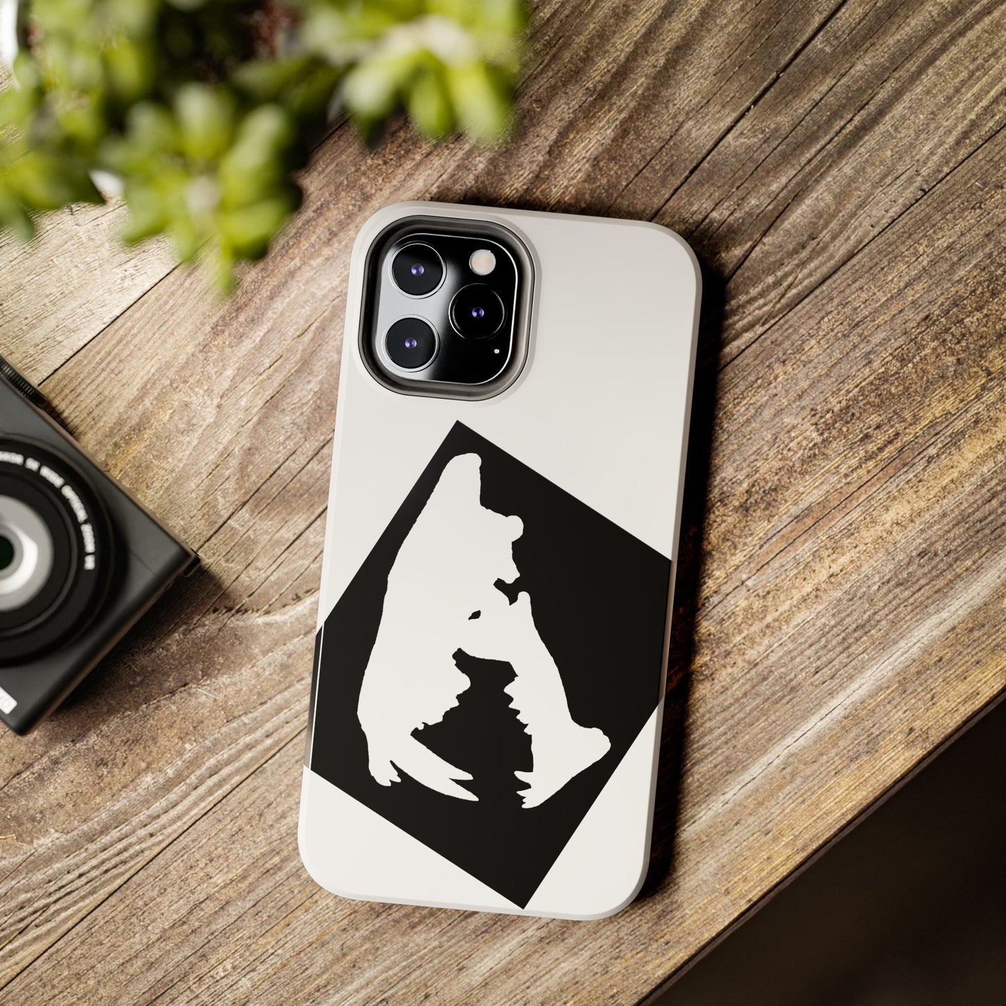 Black & White Saber Cat iPhone 12 Tough Phone Case