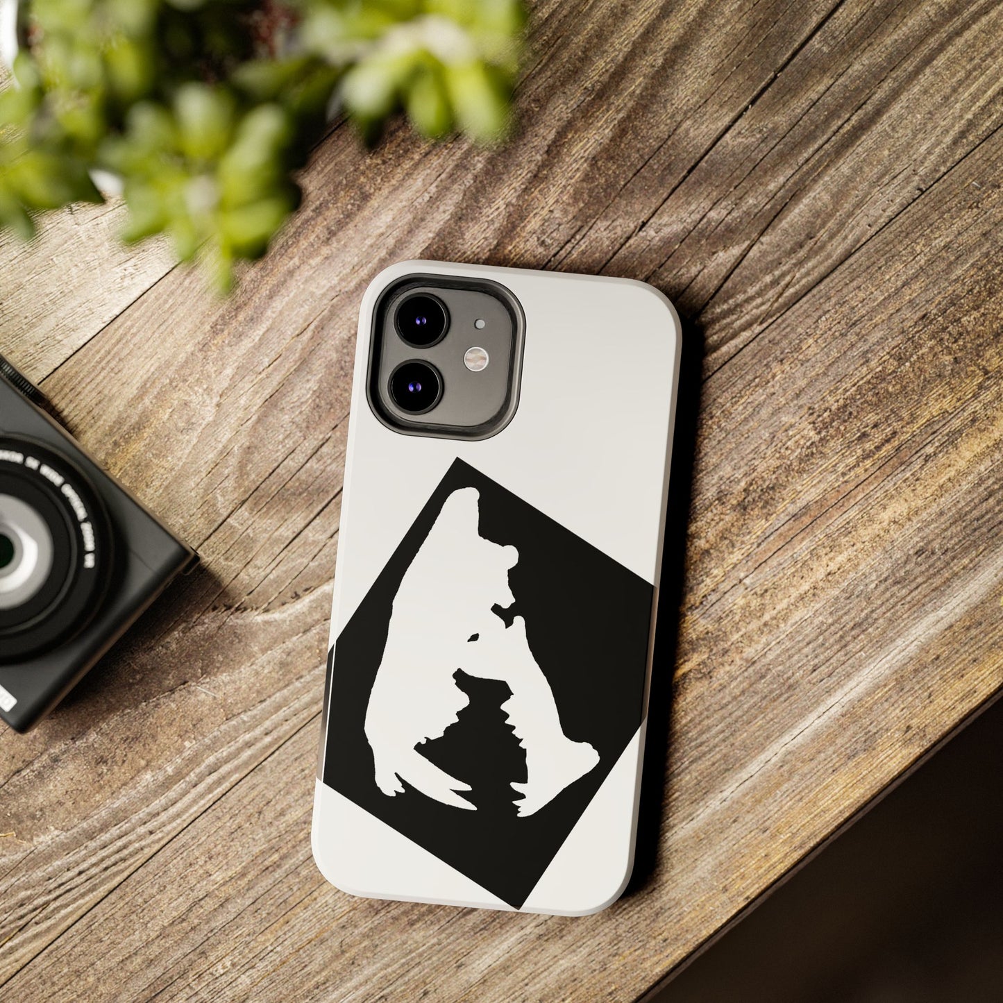 Black & White Saber Cat iPhone 12 Tough Phone Case