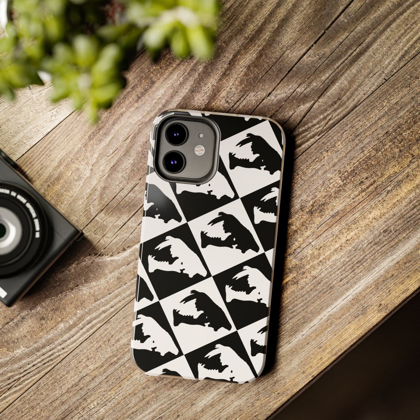 Black & White Pattern Saber Cat iPhone 12 Tough Phone Case