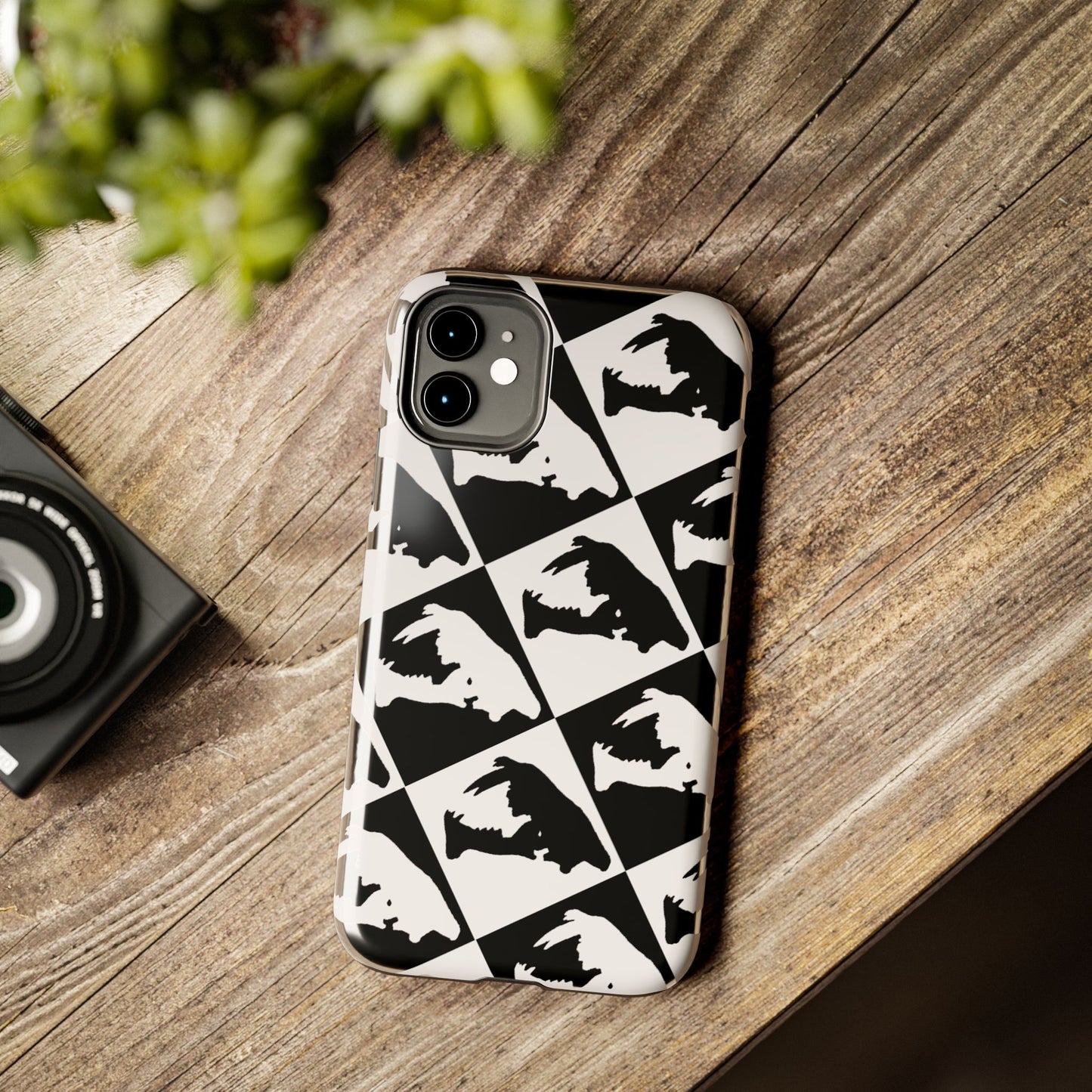 Black & White Pattern Saber Cat iPhone 11 Tough Phone Case