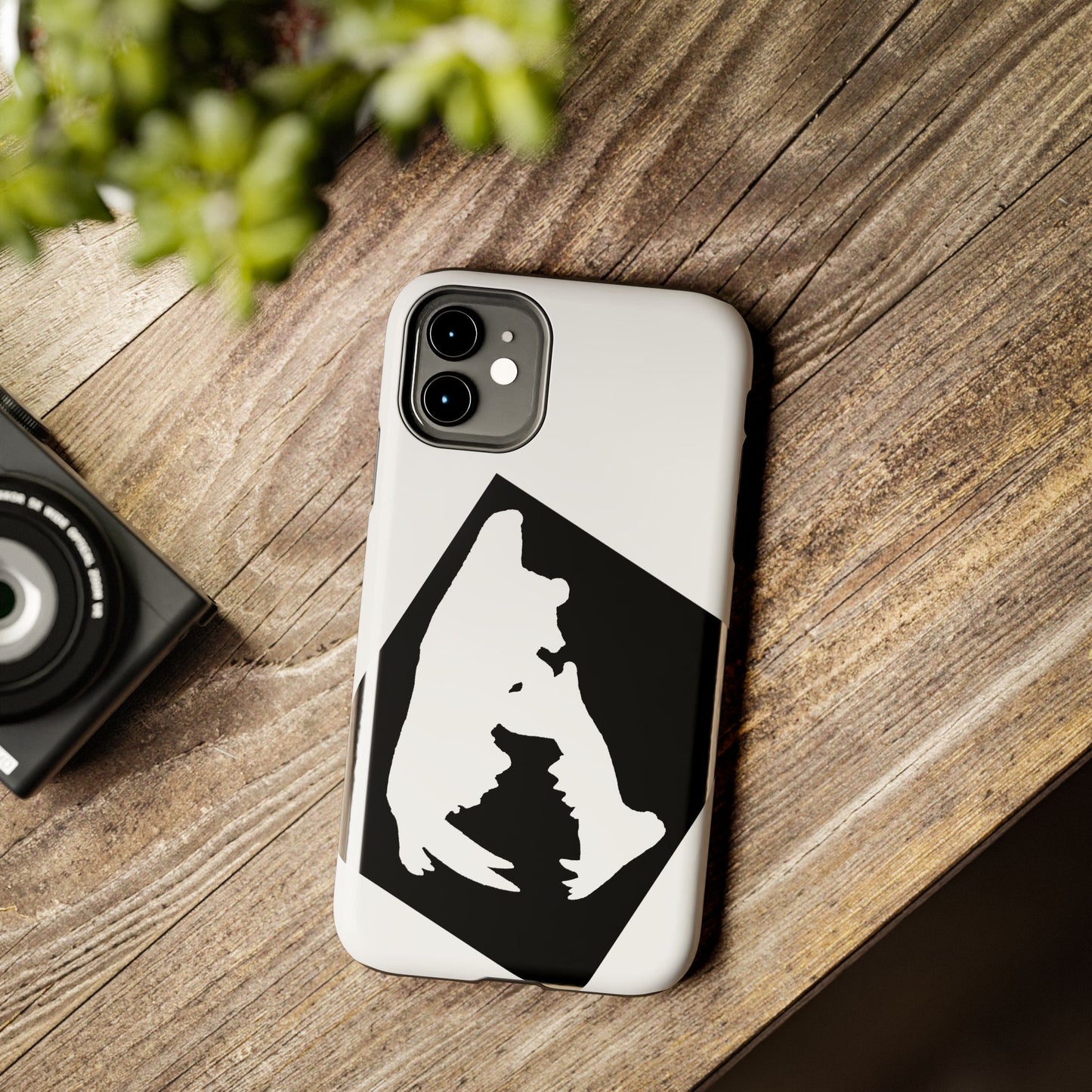 Black & White Saber Cat iPhone 11 Tough Phone Case